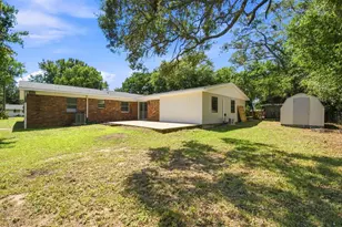 225 NW Bayou Woods Dr, Fort Walton Beach, FL 32548 - Photo 19