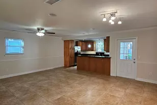 109 Meadowbrook Ct, Niceville, FL 32578 - Photo 5