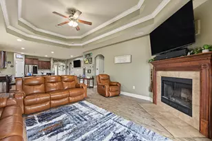 652 Teal St, Crestview, FL 32539 - Photo 9
