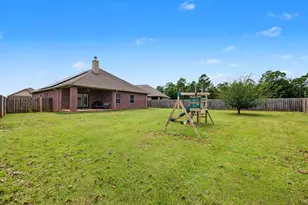 652 Teal St, Crestview, FL 32539 - Photo 39