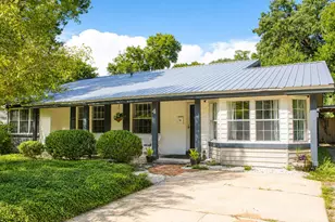 4 NE Bay Dr, Fort Walton Beach, FL 32548 - Photo 3
