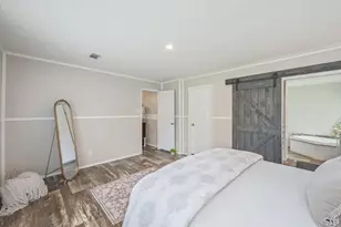 3984 1st Ave, Laurel Hill, FL 32567 - Photo 17