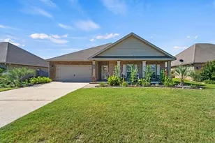 417 Chickadee St, Crestview, FL 32539 - Photo 1