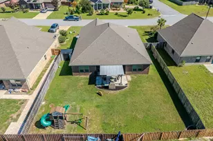 417 Chickadee St, Crestview, FL 32539 - Photo 35
