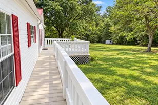 898 Hwy C 180, Baker, FL 32531 - Photo 13