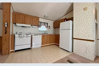 1819 Caswell Road, Defuniak Springs, FL 32433 - Photo 5