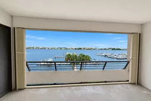 200 SW Miracle Strip Pkwy, Fort Walton Beach, FL 32548 - Photo 13