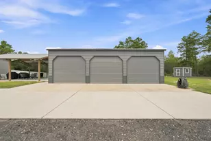 377 Wagner Dr, Defuniak Springs, FL 32433 - Photo 11