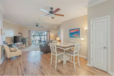 7204 Majestic Boulevard, Navarre, FL 32566 - Photo 9
