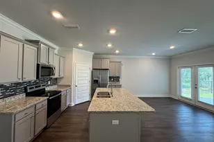 518 Lightning Bug Ln, Freeport, FL 32439 - Photo 3