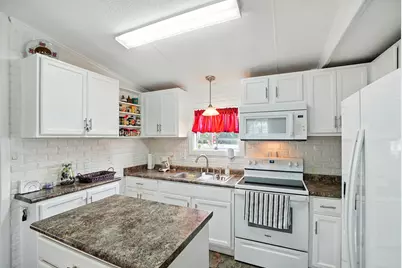 136 Wren Drive, Defuniak Springs, FL 32433 - Photo 13