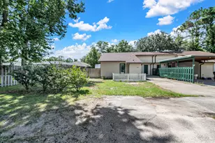 4256 Lovering Ct, Niceville, FL 32578 - Photo 3