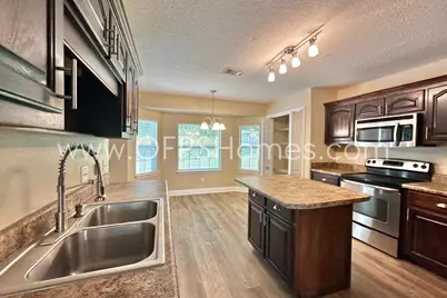 653 Territory Lane, Crestview, FL 32536 - Photo 7