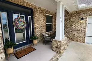 513 W Club House Dr, Freeport, FL 32439 - Photo 5