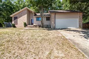 235 Karen Ct, Niceville, FL 32578 - Photo 1