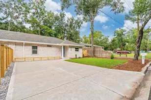 443 E Cobb Ave, Crestview, FL 32539 - Photo 3