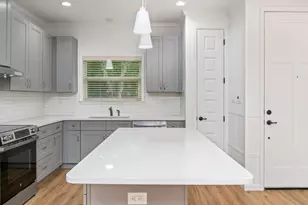 443 E Cobb Ave, Crestview, FL 32539 - Photo 9