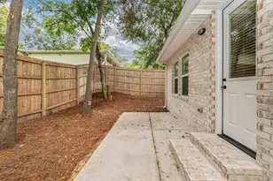 443 E Cobb Ave, Crestview, FL 32539 - Photo 39