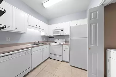1501 N Partin Drive #218, Niceville, FL 32578 - Photo 9