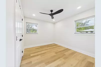 343 NW Hollywood Boulevard, Fort Walton Beach, FL 32548 - Photo 23