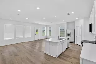 6283 Buccaneer Wy, Laurel Hill, FL 32567 - Photo 5