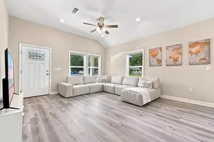 298 Park Ln, Crestview, FL 32536 - Photo 9