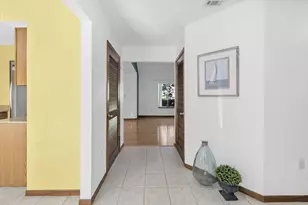 1000 Bay Dr, Niceville, FL 32578 - Photo 9