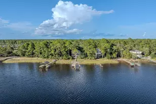 7109 Wells Ave, Navarre, FL 32566 - Photo 9