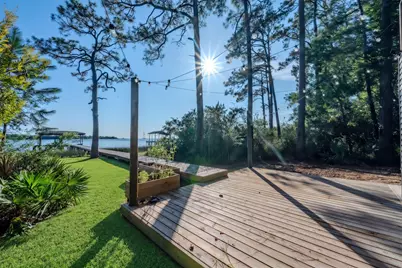 7109 Wells Avenue, Navarre, FL 32566 - Photo 13
