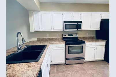 413 NW Odin Lane #UNIT B, Fort Walton Beach, FL 32548 - Photo 5