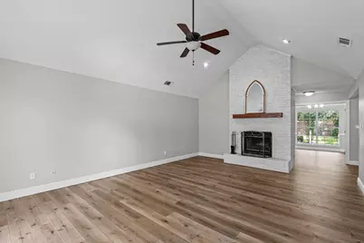 149 N Bermuda Circle, Niceville, FL 32578 - Photo 9