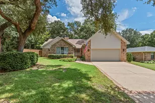 149 N Bermuda Circle, Niceville, FL 32578 - Photo 1