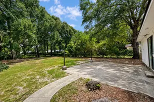 203 NW Loizos Dr, Fort Walton Beach, FL 32548 - Photo 13