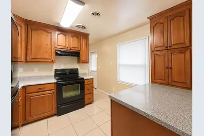 203 NW Loizos Drive, Fort Walton Beach, FL 32548 - Photo 7