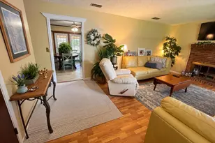 303 Pontevedra Ln, Niceville, FL 32578 - Photo 3