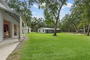 362 Red Barn Rd, Freeport, FL 32439 - Photo 5