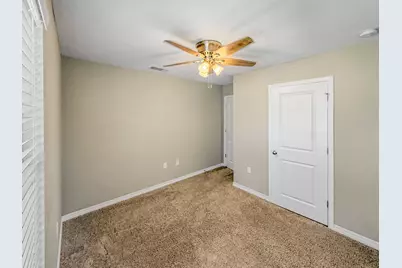 4882 Kensington Lane, Crestview, FL 32539 - Photo 13