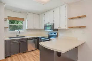 112 Skinner Cir, Fort Walton Beach, FL 32547 - Photo 5