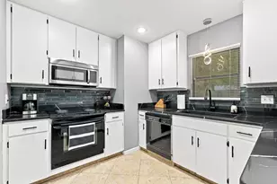53 Junior Dr, Shalimar, FL 32579 - Photo 13
