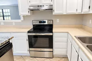 424 NE Woodrow St, Fort Walton Beach, FL 32547 - Photo 15