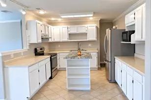 424 NE Woodrow St, Fort Walton Beach, FL 32547 - Photo 17