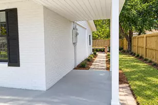 424 NE Woodrow St, Fort Walton Beach, FL 32547 - Photo 5
