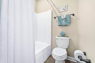 8821 Laird St, Panama City Beach, FL 32408 - Photo 15