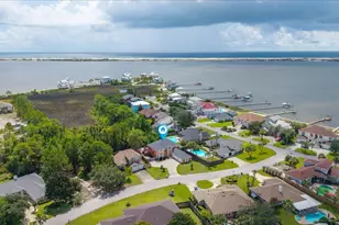 433 Emerald Pointe Dr, Mary Esther, FL 32569 - Photo 59