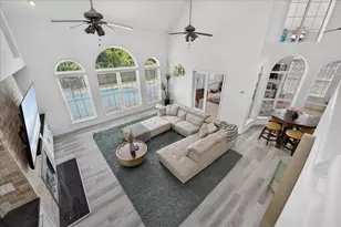 433 Emerald Pointe Dr, Mary Esther, FL 32569 - Photo 11