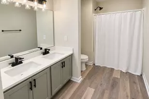 290 Swaying Pine Ct, Crestview, FL 32539 - Photo 5