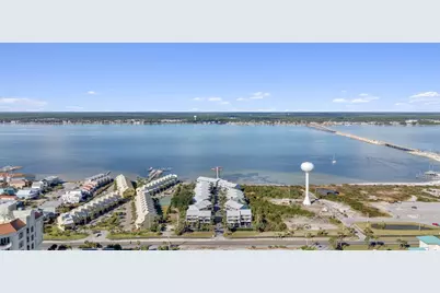 8522 Gulf Boulevard #APT 3, Navarre, FL 32566 - Photo 41
