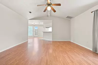 148 Meadowbrook Court, Niceville, FL 32578 - Photo 5