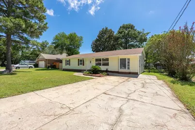 222 NW Moriarty Street, Fort Walton Beach, FL 32548 - Photo 3