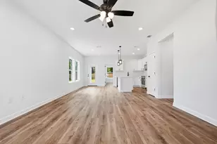 2826 Blackbird Ct, Crestview, FL 32539 - Photo 3